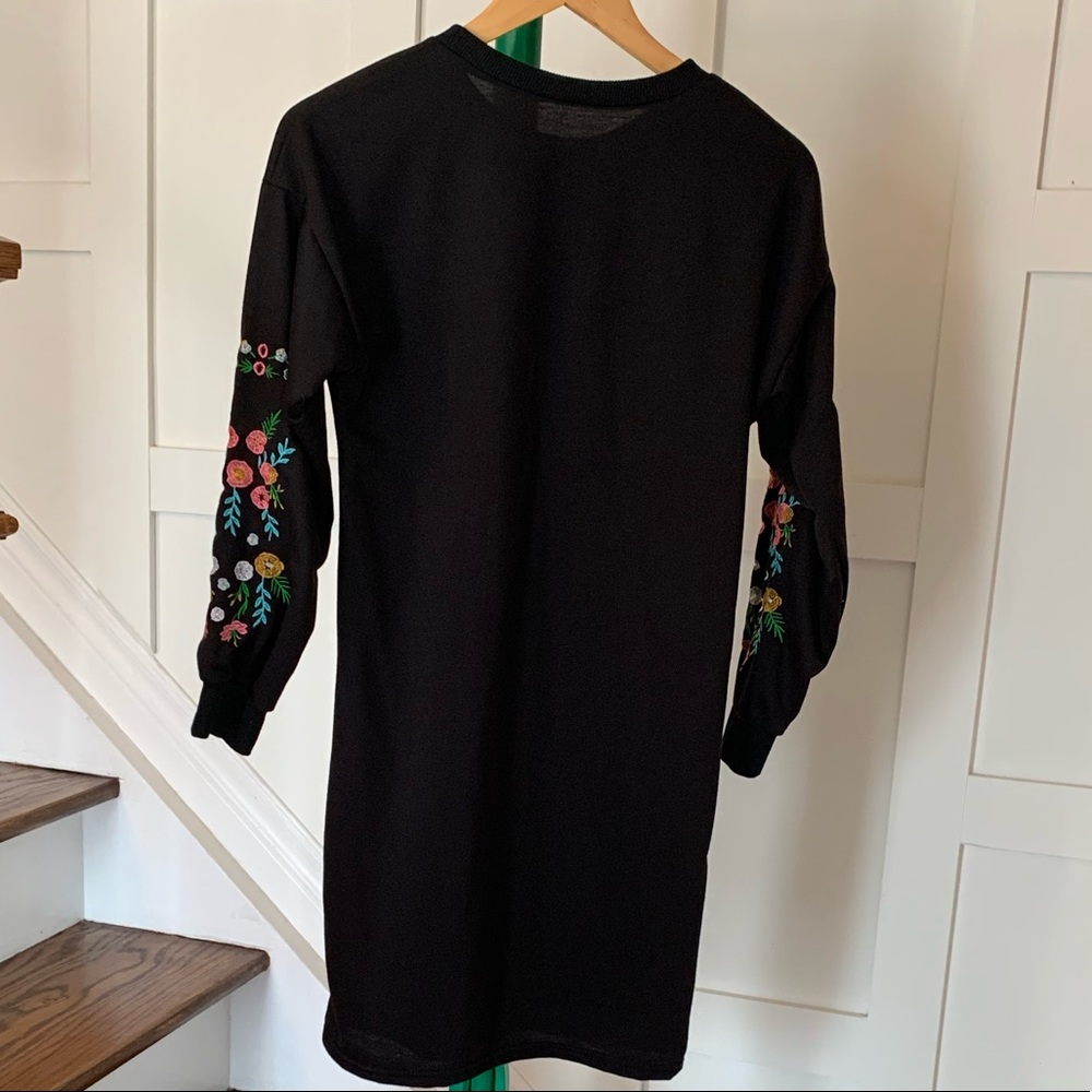 Sweater dress/tunic, Small, Black with embellished sleeves